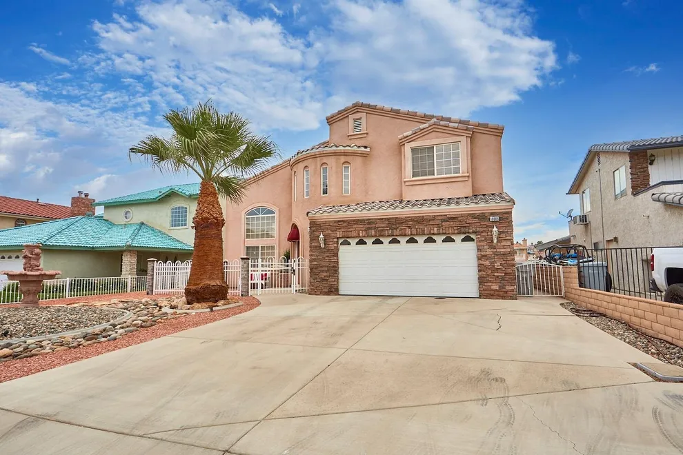Photo of 18066 Mariner Drive, Victorville, CA 92395