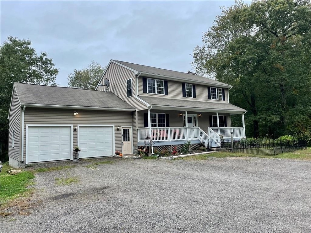Photo of 635 South County Trail, Exeter, RI 02822