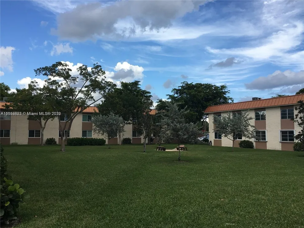 Unit for sale at 1950 N Andrews Ave, Wilton Manors, FL 33311