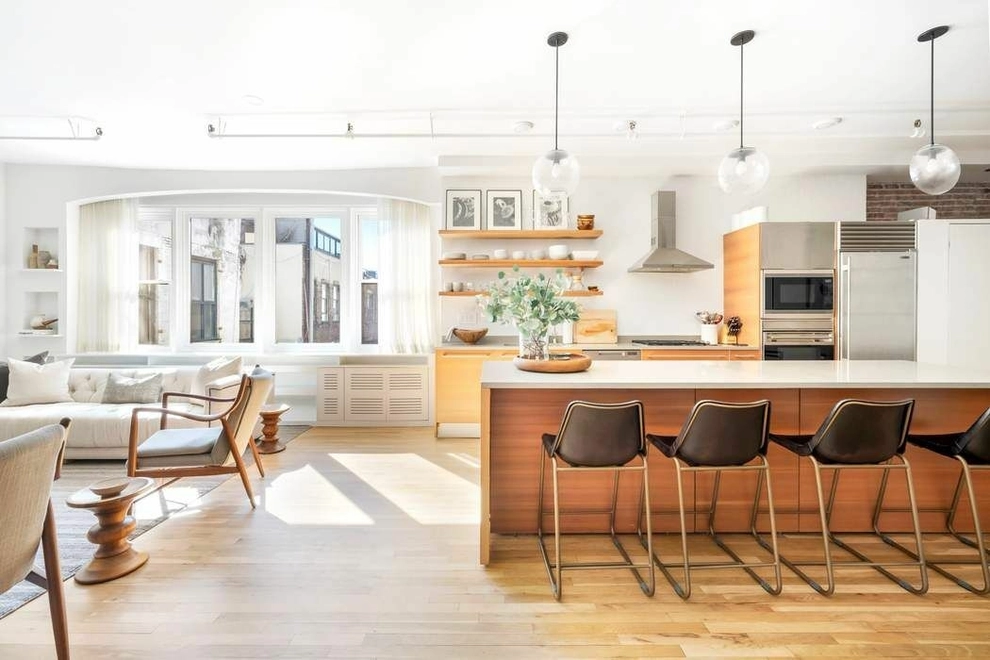Unit for sale at 140 THOMPSON Street, Manhattan, NY 10012