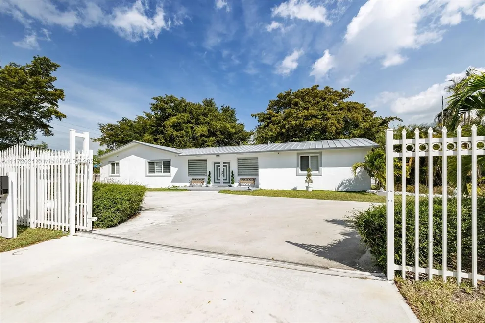  for Sale at 12601 Southwest 204th Street, Miami, FL 33177
