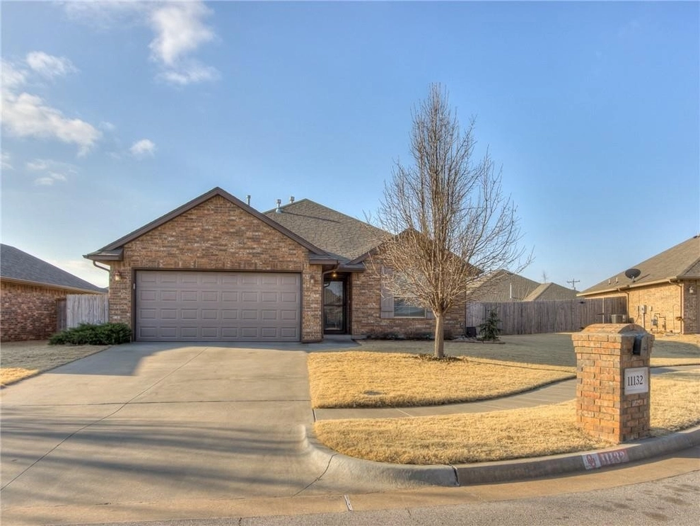 Photo of 11132 Southwest 38th Circle, Mustang, OK 73064