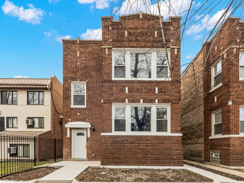 Photo of 7432 South Wentworth Avenue, Chicago, IL 60621