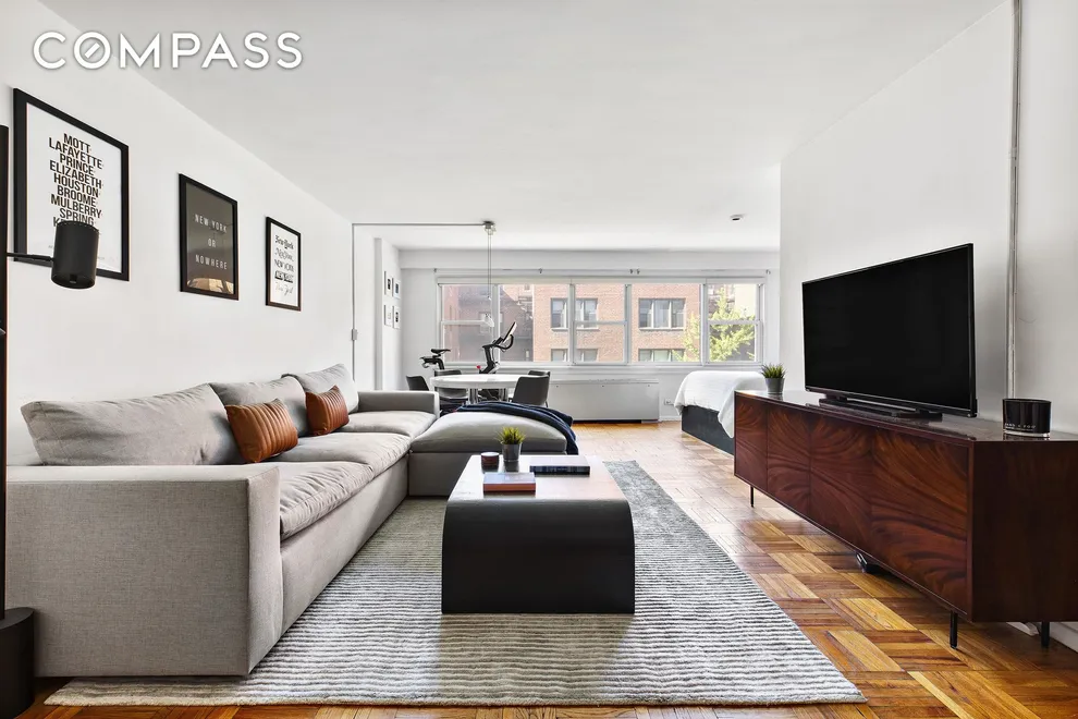 Unit for sale at 101 W 12th Street, Manhattan, NY 10011