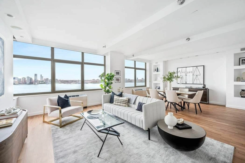 Unit for sale at 1 MORTON Square, Manhattan, NY 10014