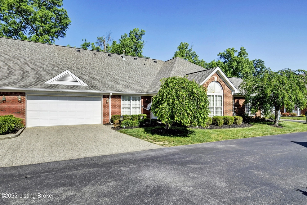 Photo of 10504 Monticello Forest Circle, Louisville, KY 40299