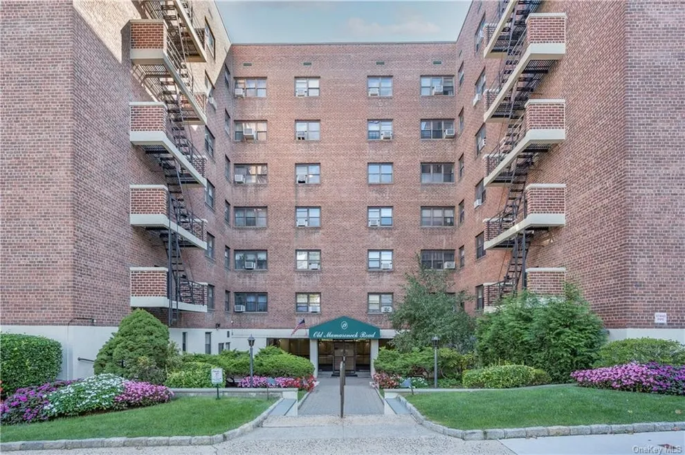 Unit for sale at 19 Old Mamaroneck Road, White Plains, NY 10605