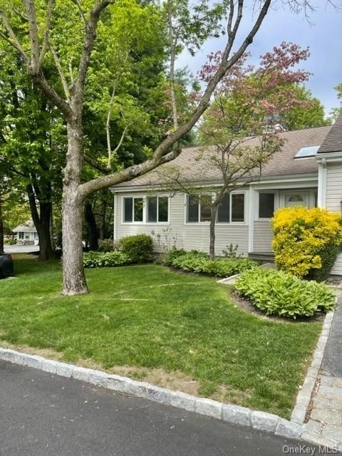 Photo of 133 Winchester Drive, Yonkers, NY 10710