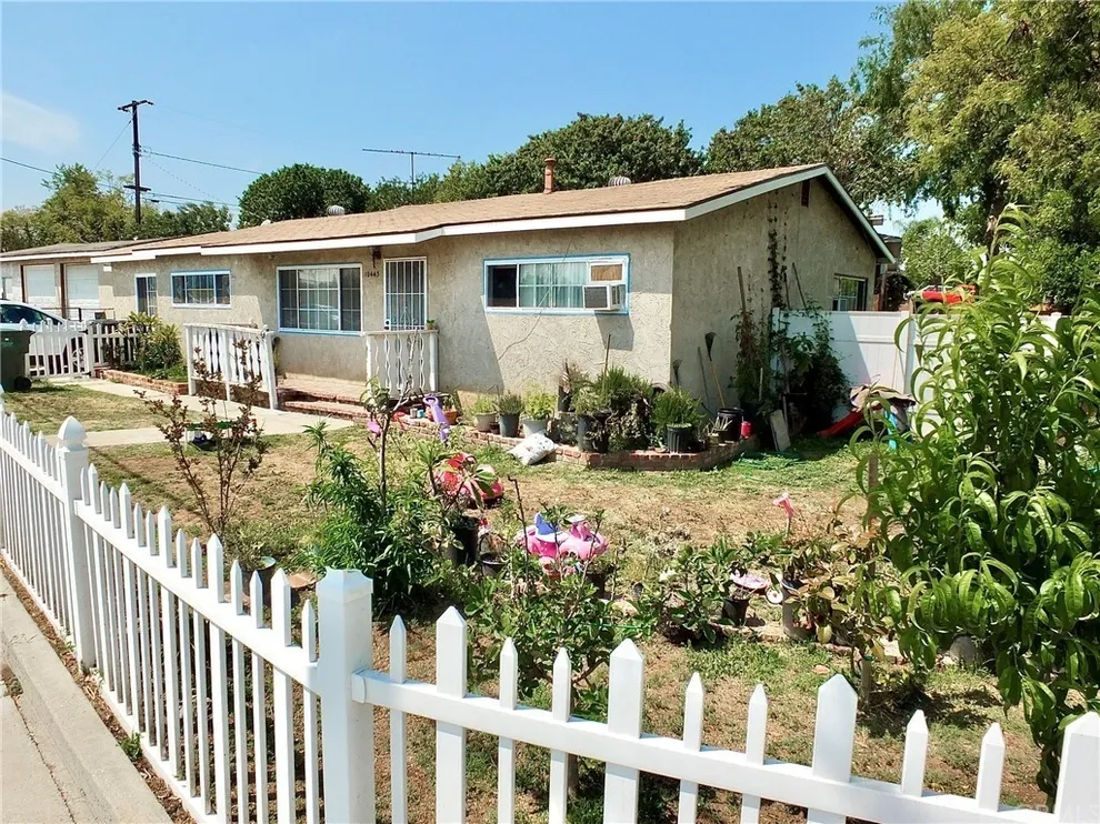 Unit for sale at 10443 Mills Ave., Whittier, CA 90604