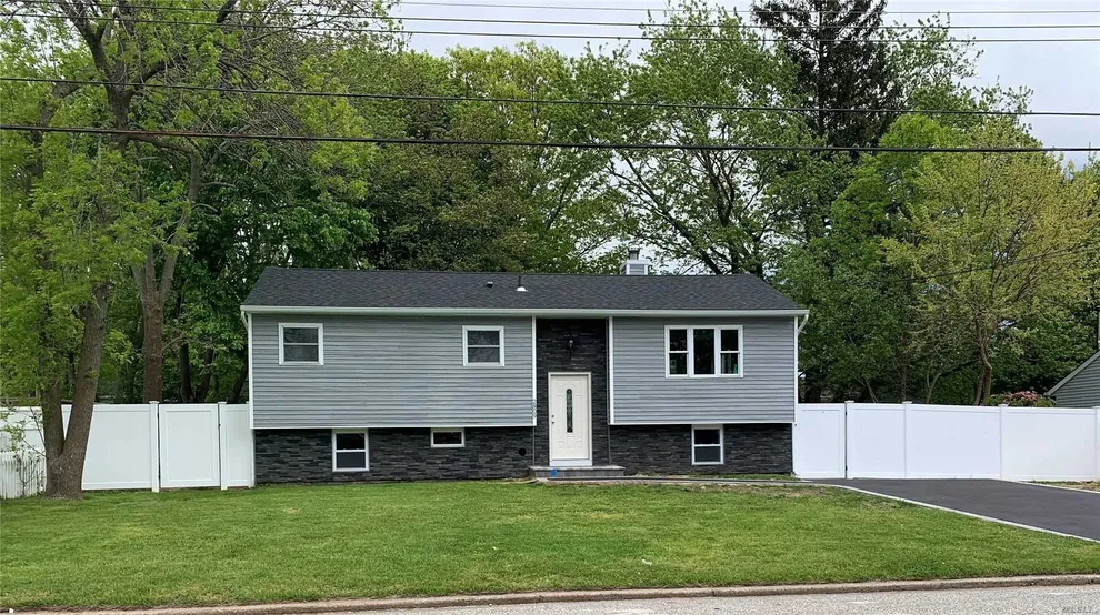 Unit for sale at 2809 Heather Avenue, Medford, NY 11763