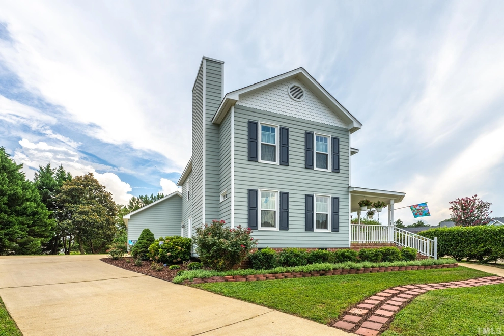Photo of 813 Old Ash Court, Wake Forest, NC 27587