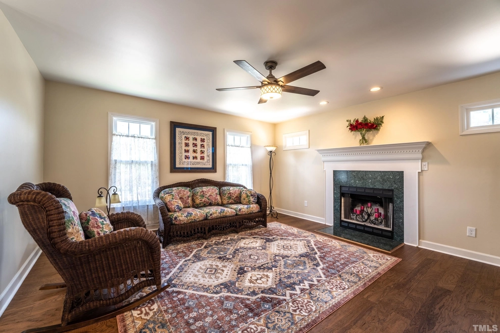 Photo of 813 Old Ash Court, Wake Forest, NC 27587