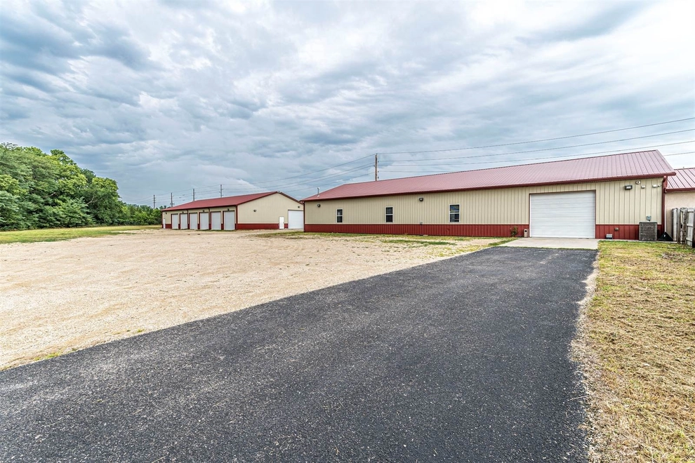 Photo of 2132 Lacy Drive, Junction City, KS 66441