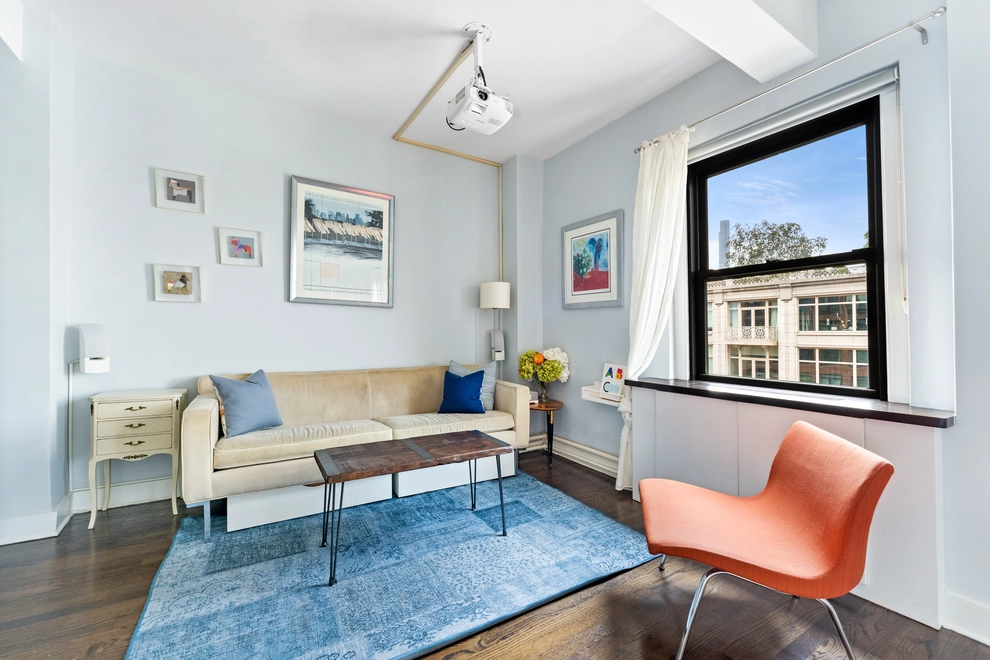 Unit for sale at 2166 Broadway, Manhattan, NY 10024
