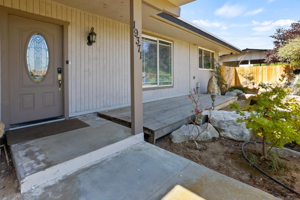 Photo of 19371 East Parlier Avenue, Reedley, CA 93654