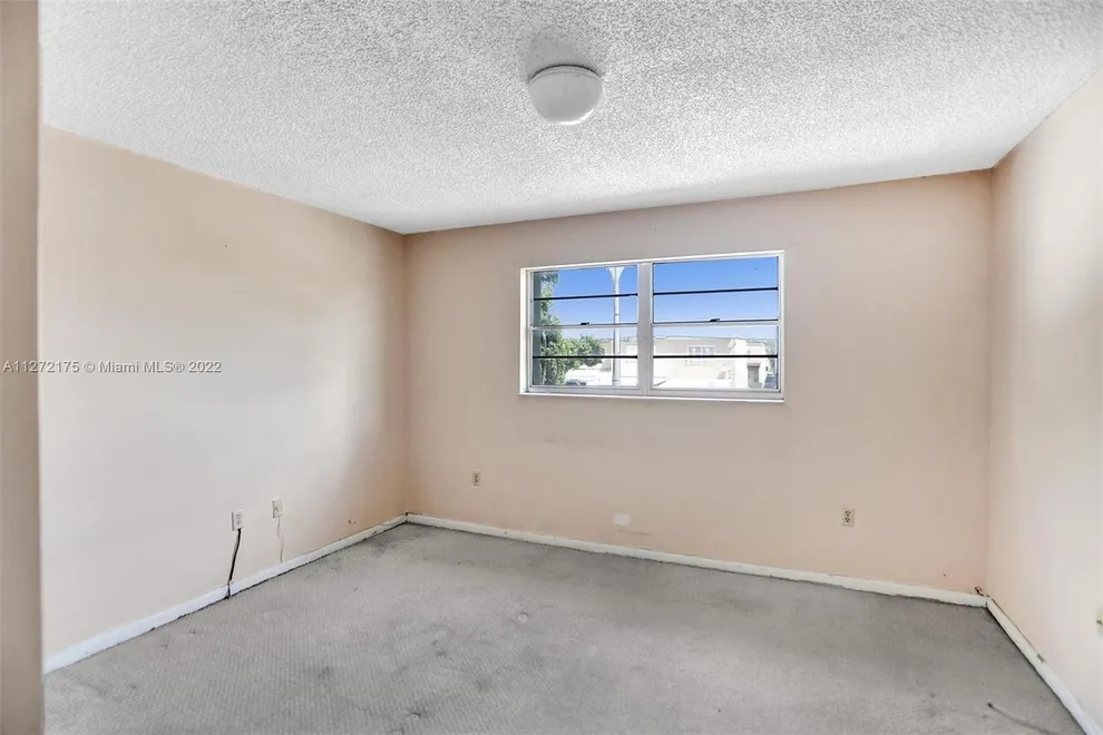 Photo of 1719 West 55th Place, Hialeah, FL 33012