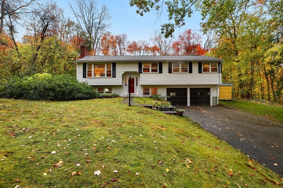Photo of 80 Edge Hill Road, Stow, MA 01775
