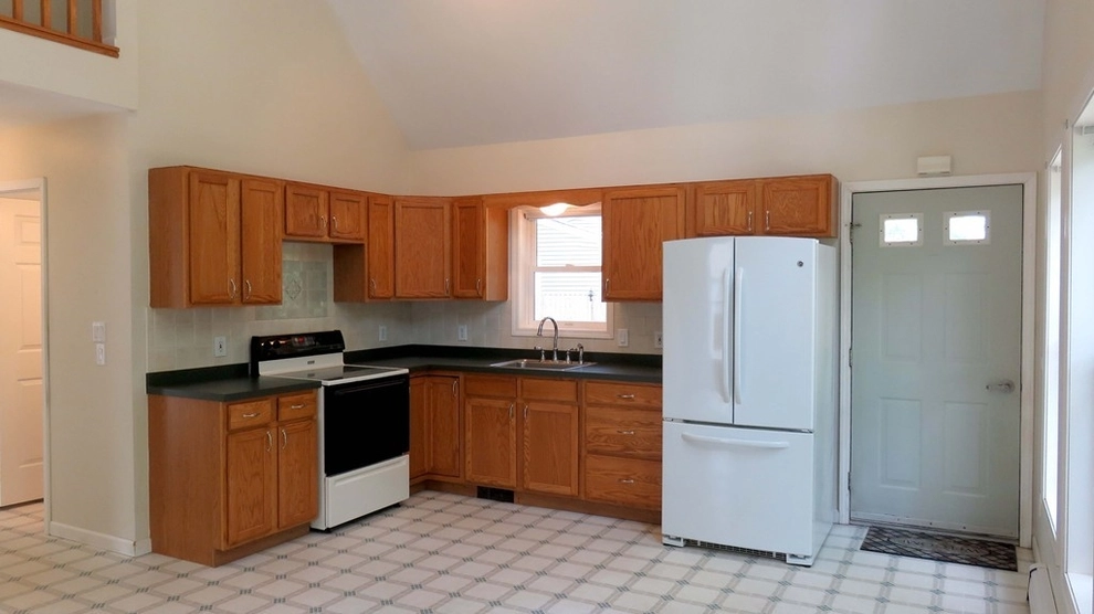 Photo of 61 Bunny's Road, Carver, MA 02330
