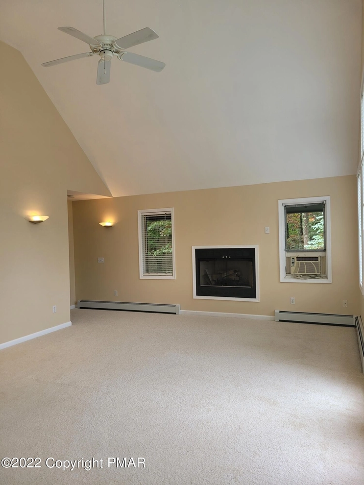 Photo of 293 Forest Drive, Canadensis, PA 18325