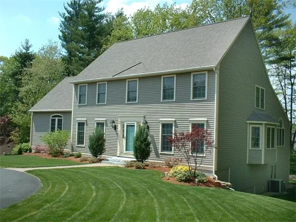 Unit for sale at 145 Sycamore Dr, Holden, MA 01520