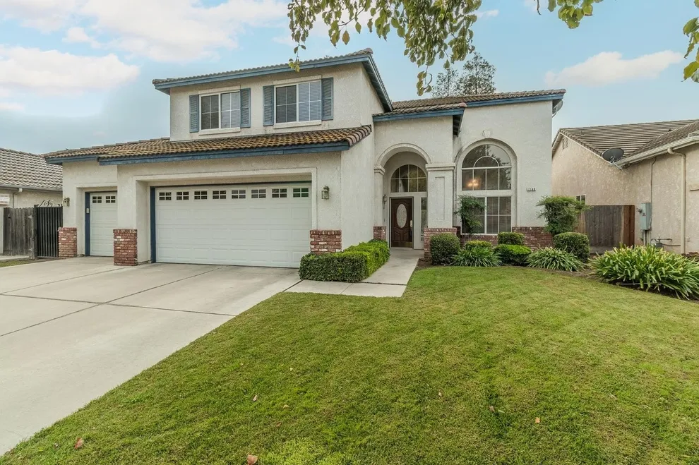  for Sale at 2169 West Beechwood Avenue, Fresno, CA 93711