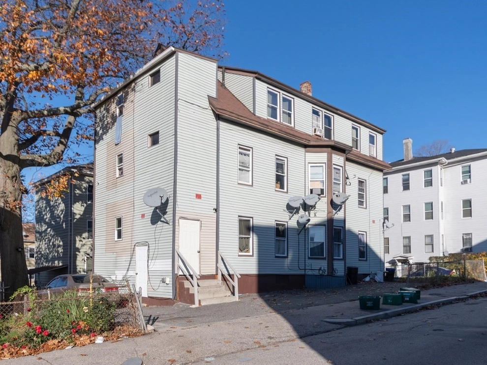 Unit for sale at 1 Denny St, Worcester, MA 01609