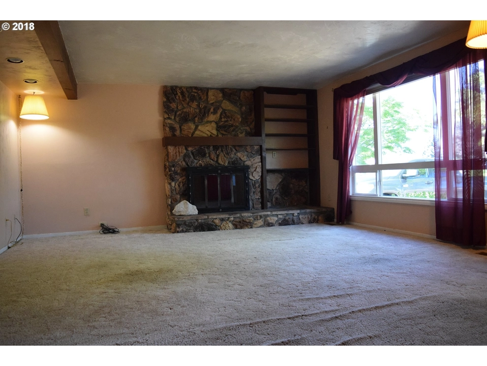Photo of 4408 Cascade Drive, Eugene, OR 97402