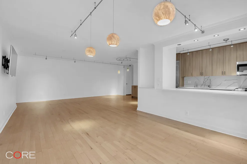  for Sale at 420 East 51st Street, New York, NY 10022
