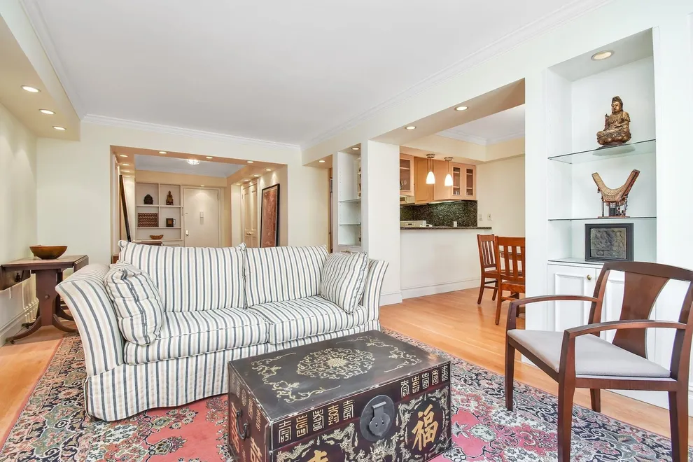  for Sale at 415 East 52nd Street, New York, NY 10022