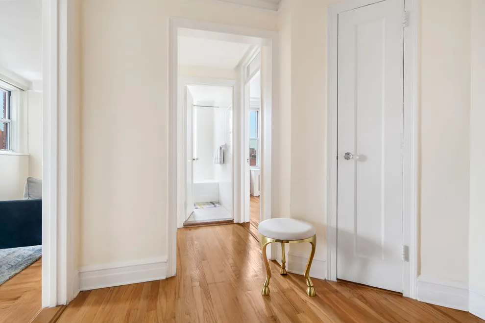  for Sale at 365 West 20th Street, New York, NY 10011