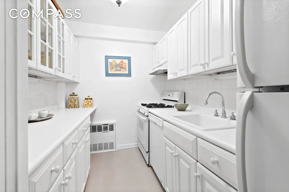  for Sale at 315 East 69th Street, New York, NY 10021