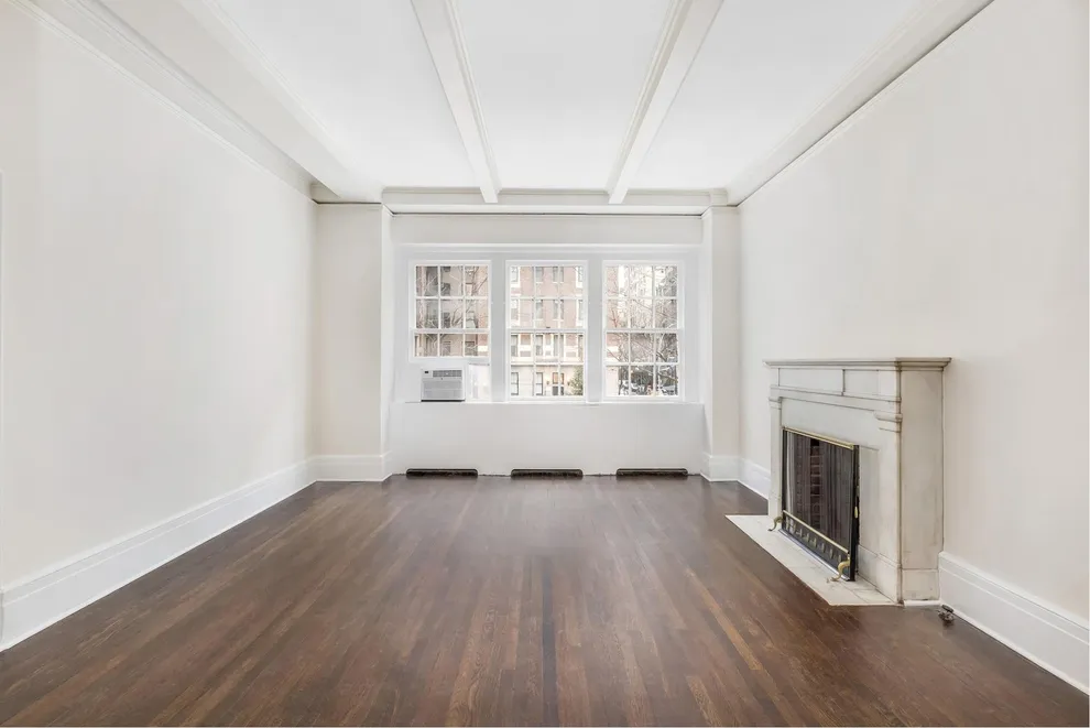  for Sale at 829 Park Avenue, New York, NY 10021