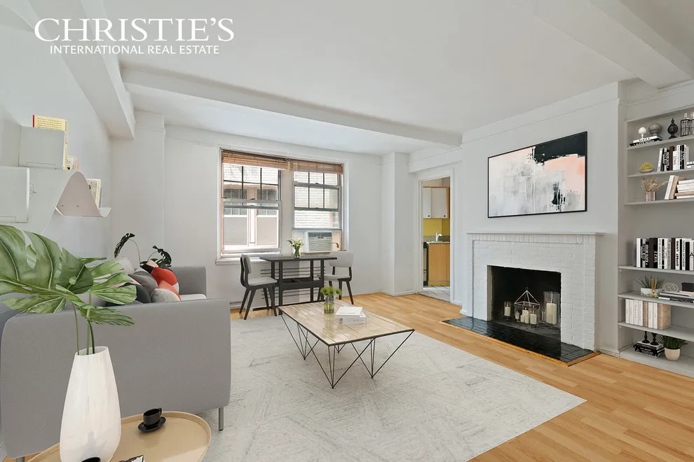 for Sale at 2 Horatio Street, New York, NY 10014