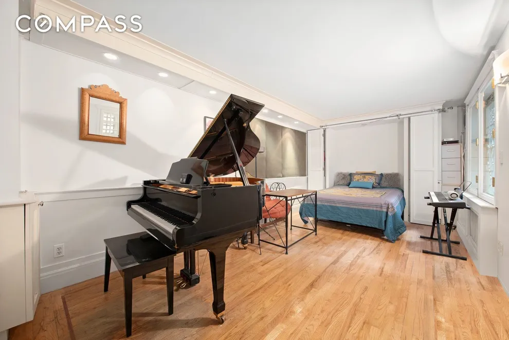  for Sale at 29 West 65th Street, New York, NY 10023