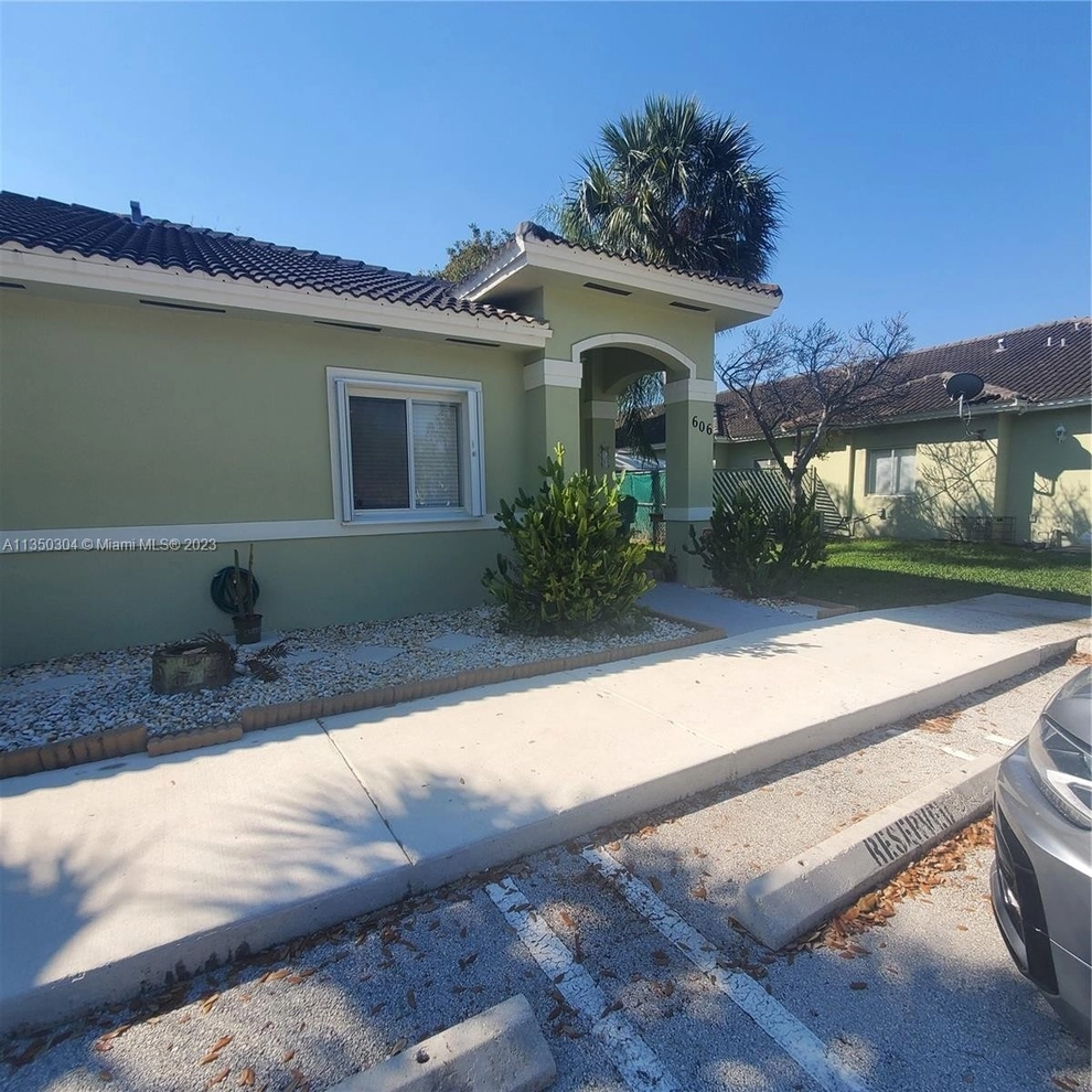Unit for sale at , Homestead, FL 33033