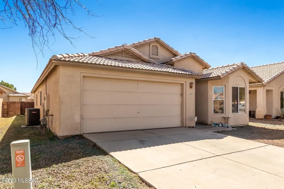  for Sale at 2325 West Silverbell Tree Drive, Tucson, AZ 85745