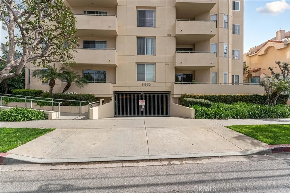  for Sale at 11870 Washington Place, Los Angeles, CA 90066