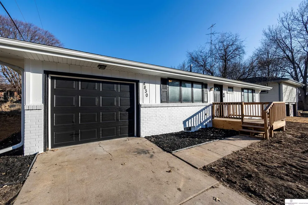  for Sale at 4830 Woodhaven Drive, Lincoln, NE 68516
