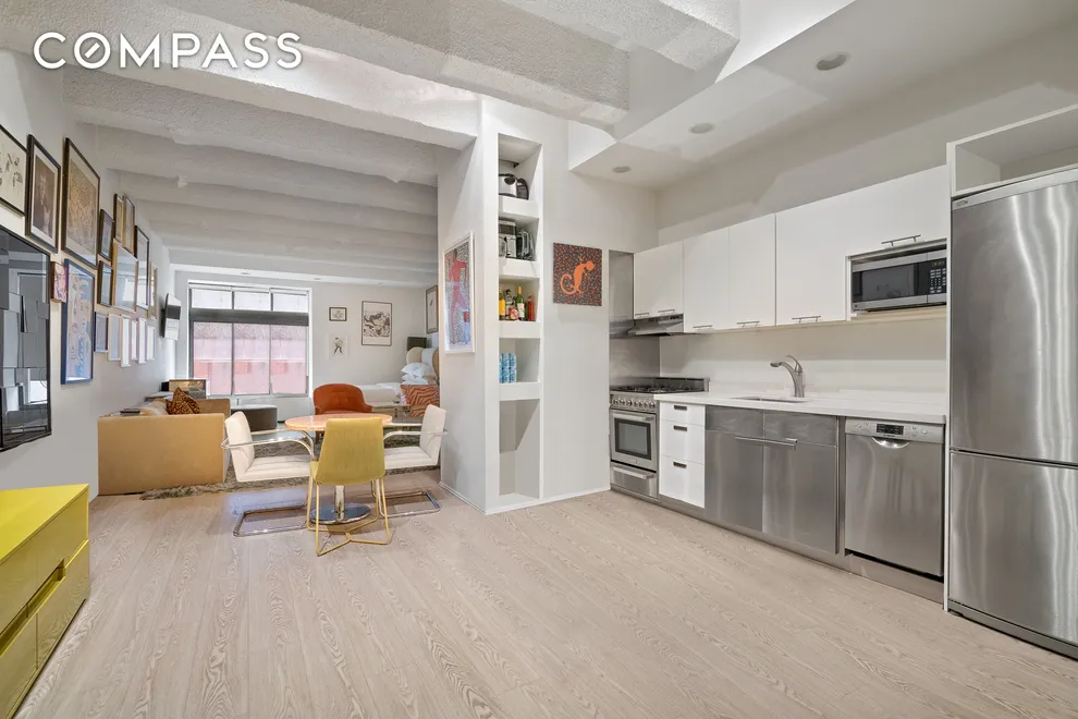 Photo of Unit 3G at 354 Broome Street