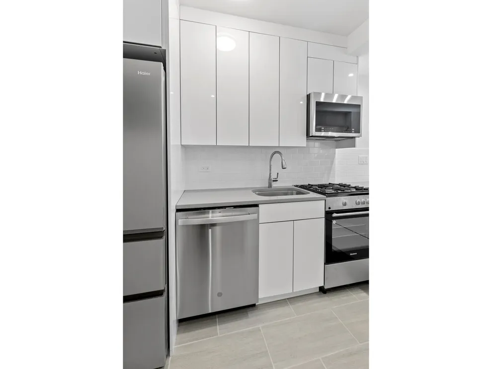  for Sale at 333 East 46th Street, New York, NY 10017