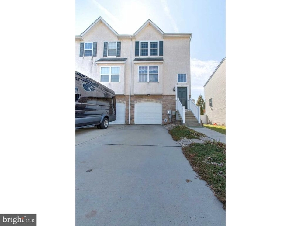 Unit for sale at 732 CEDAR LN, NORRISTOWN, PA 19401