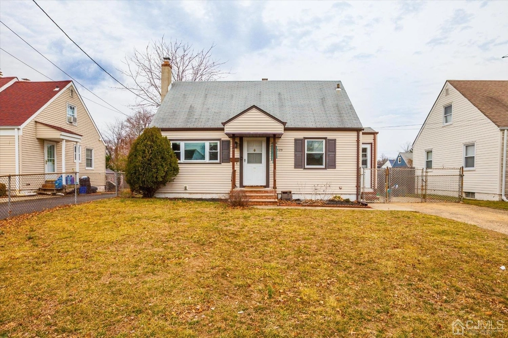 Photo of 329 Cook Avenue, Middlesex, NJ 08846