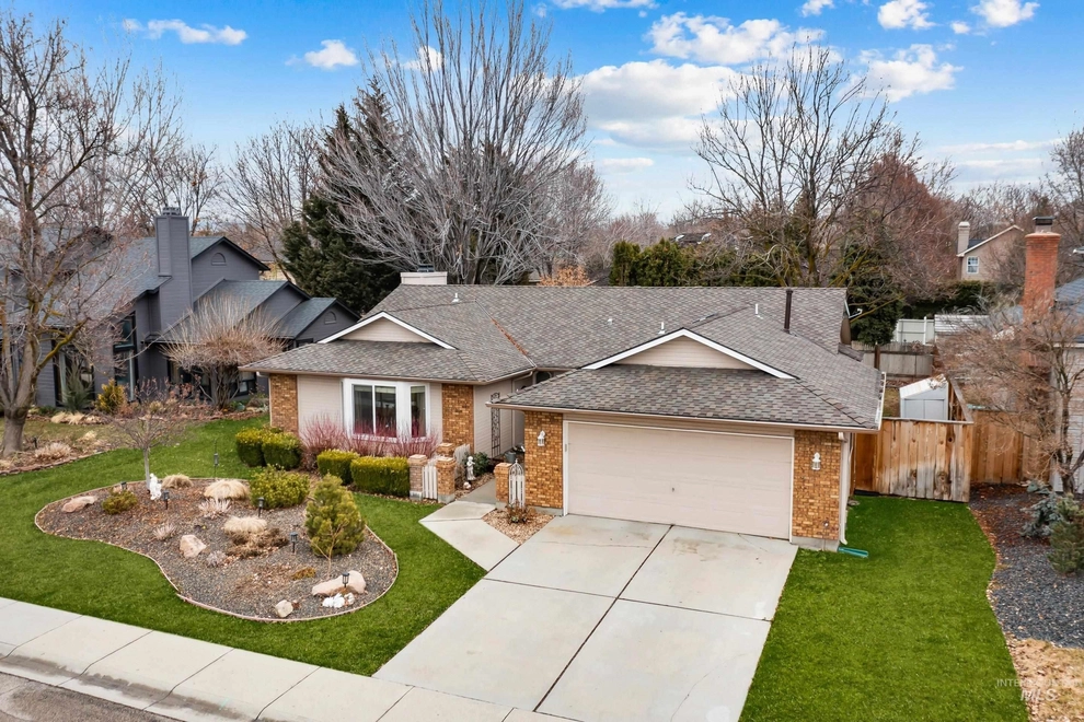 Photo of 4904 North Fieldcrest Place, Boise, ID 83704
