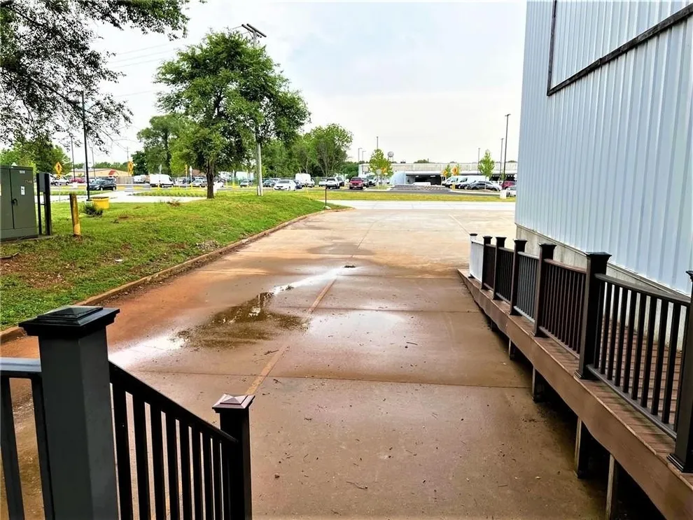 Unit for sale at 419  S Lincoln  ST Unit #2, Lowell, AR 72745