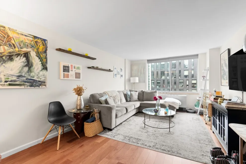 Unit for sale at 275 Greenwich Street, Manhattan, NY 10007