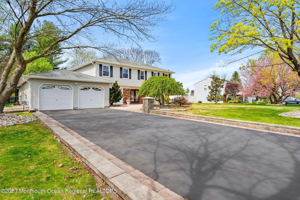 Photo of 69 Bunker Hill Road, Freehold, NJ 07728