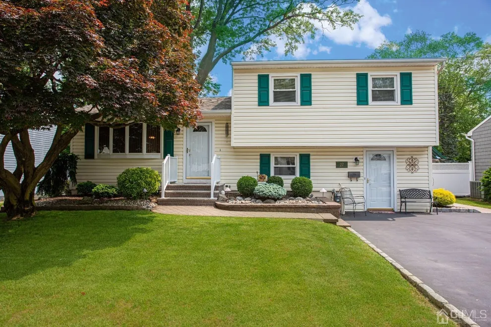  for Sale at 27 Finley Road, Edison, NJ 08817