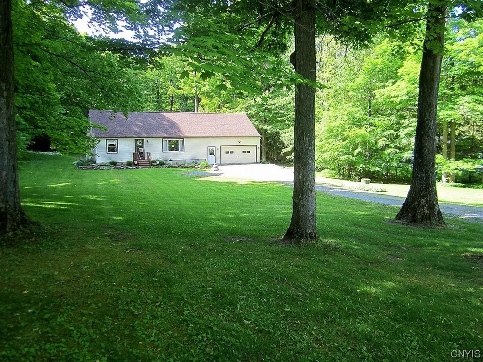  for Sale at 2618 Howlett Hill Road, Marcellus, NY 13108