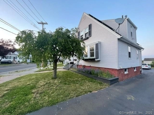 Photo of 5 Townsend Avenue, East Haven, CT 06512
