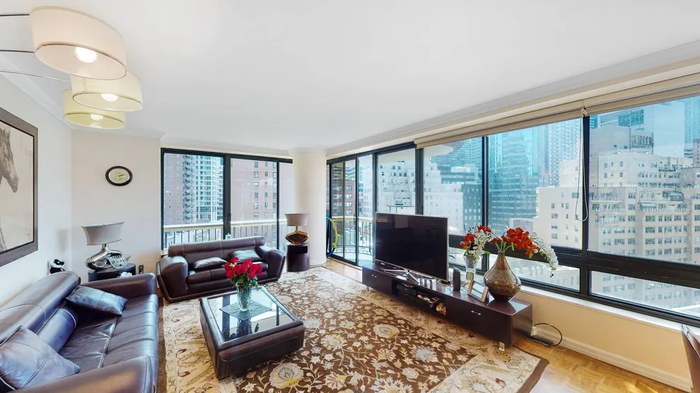 Unit for sale at 167 East 61st Street, Apt 11B, #1396 / 33, New York, NY 10065